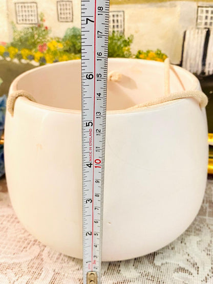 Minimalist White Hanging Planter – Ceramic Indoor Decor