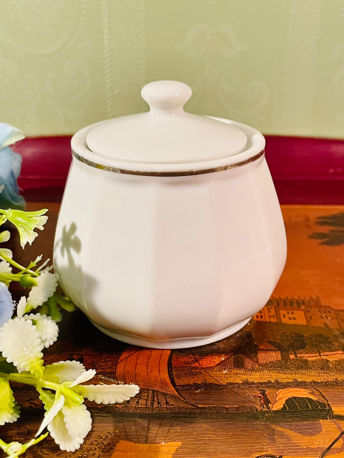 White Ceramic Lidded Jar with Gold Trim – 4 Inch
