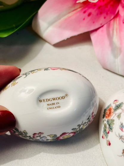 Wedgwood Floral Bird Lidded Trinket Box England 8cm