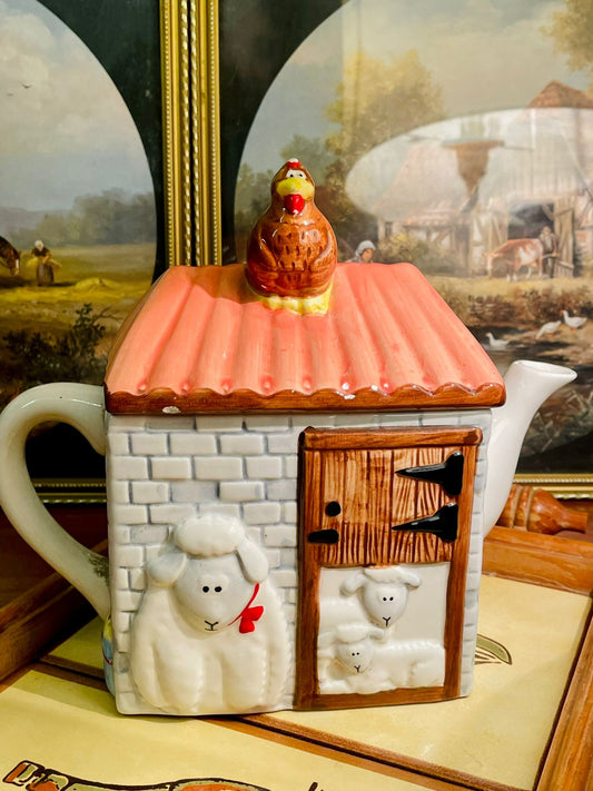 Large Farmhouse Sheep & Chicken Cottage Teapot – Ceramic Kitchen Decor