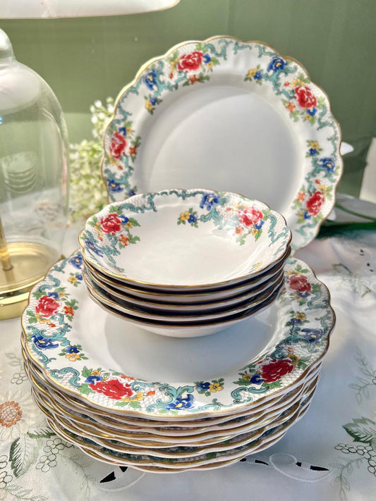 England Floral Dinnerware Set 14 pcs– Made in England