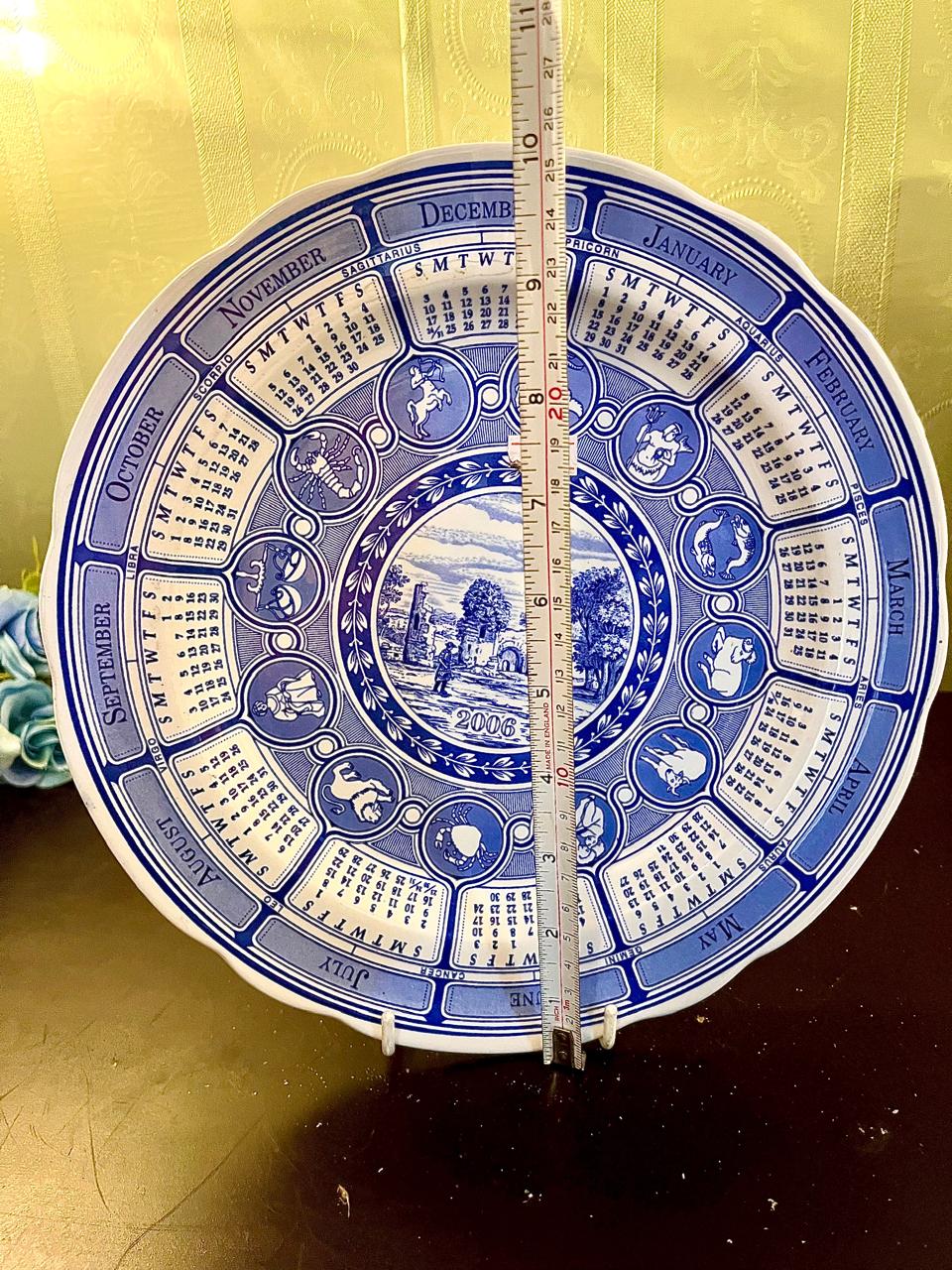 2006 Zodiac Calendar Collector Plate Blue & White Decorative Display Plate 10 Inch