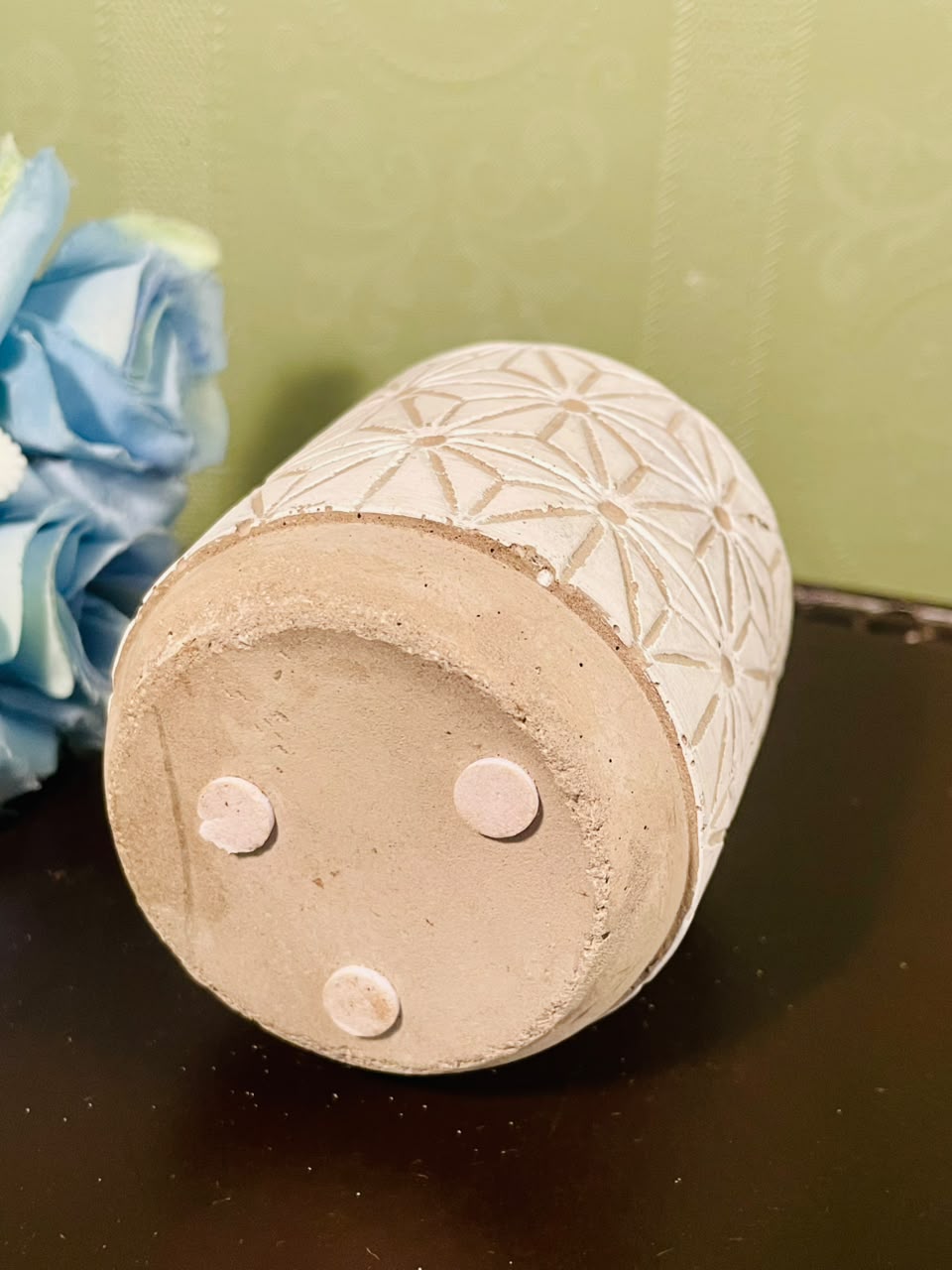 White Floral Carved Mini Planter – 3 Inch