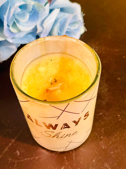 Always Shine Ceramic Scented Candle – Gold Accent Candle Holder 9cm