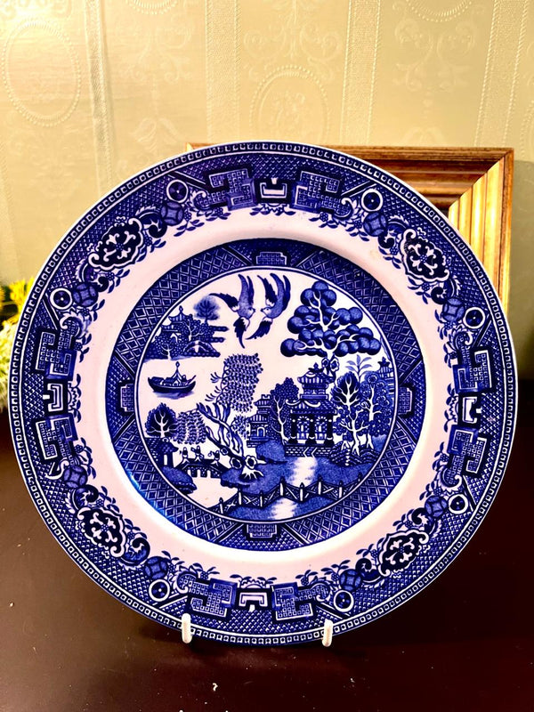 Vintage Blue & White Old Willow 8 Inch Decorative Plate