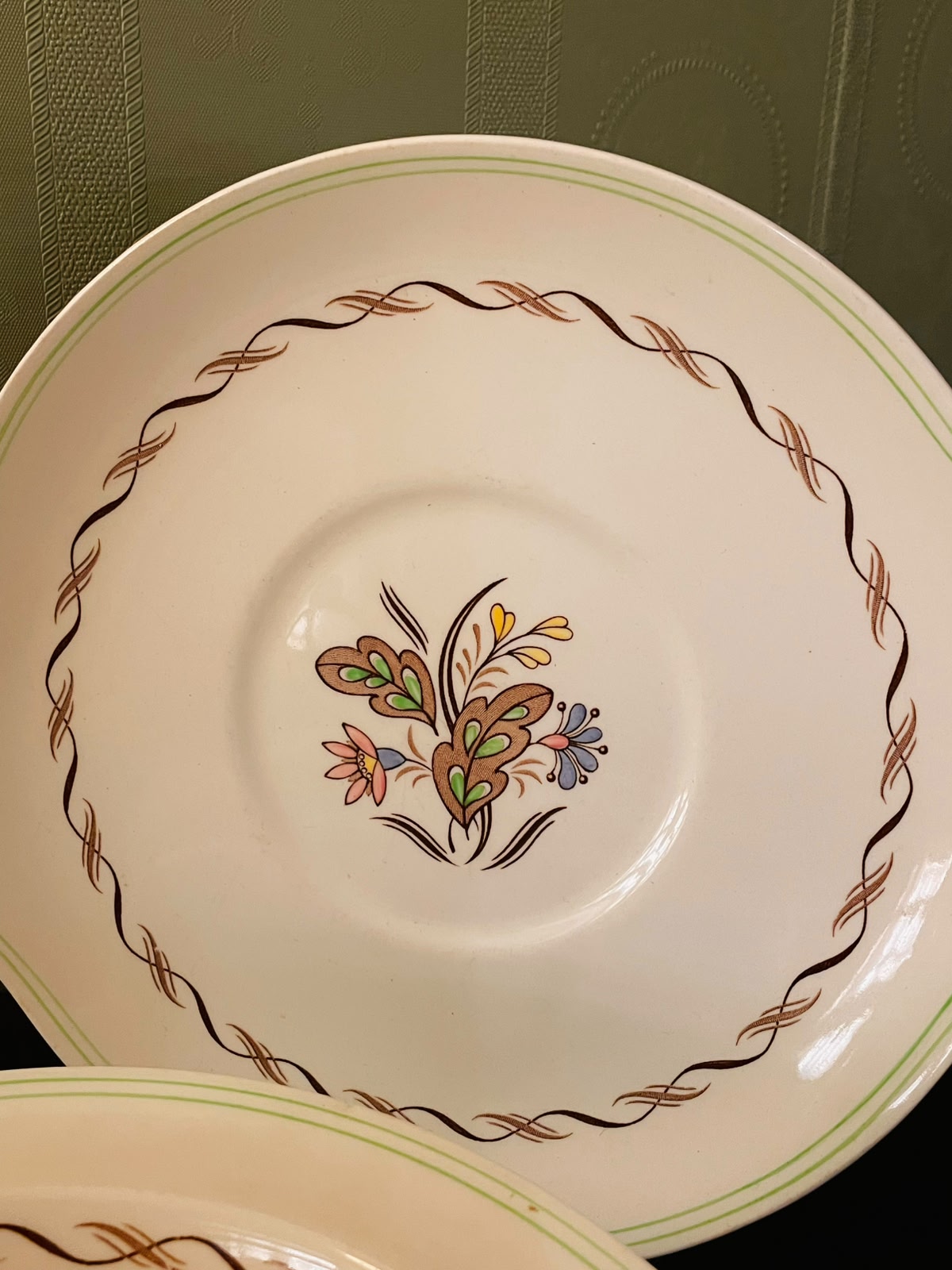 Royal Doulton Woodland Bowl & Cake Plater  England