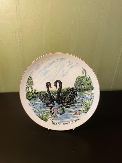 Cygnet Black Swans W.A. Westminster Australia Plate 9"