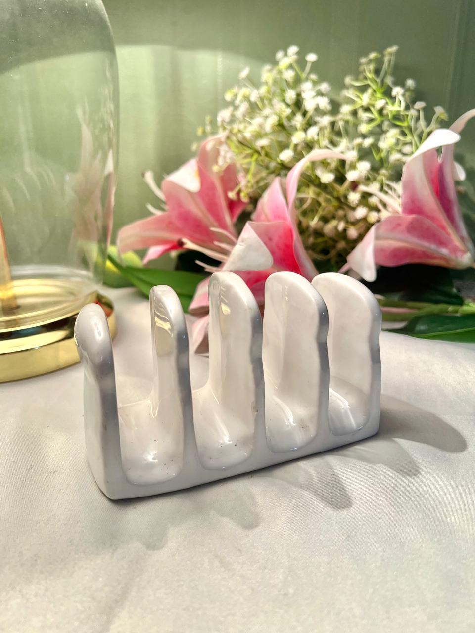White Ceramic Toast Rack 4-Slot Tableware Holder