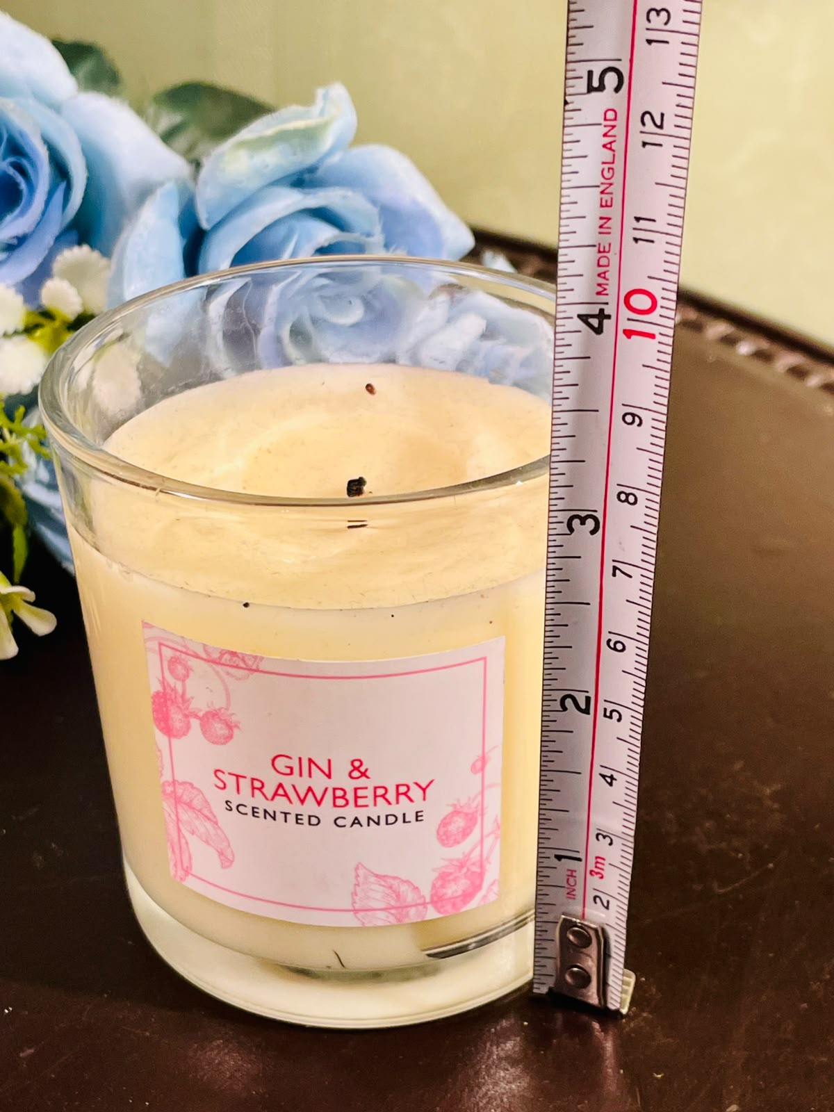 Gin & Strawberry Scented Candle in Crystal Jar – 10cm