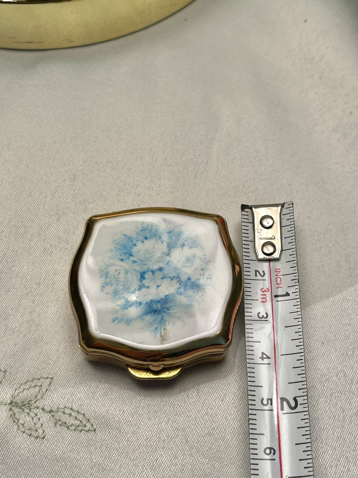 Vintage Blue Floral Compact Trinket Box Approx. 4 cm