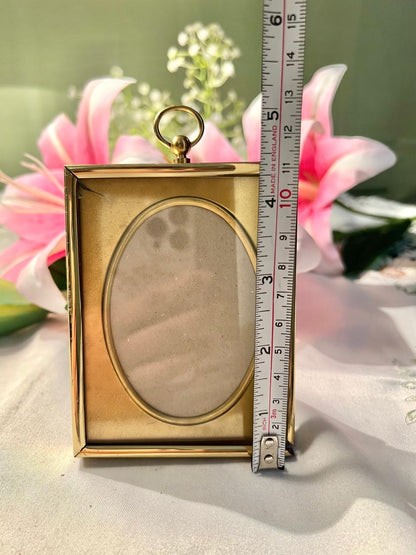 Brass Gold-Toned Rectangular Photo Frame – 4 Inches