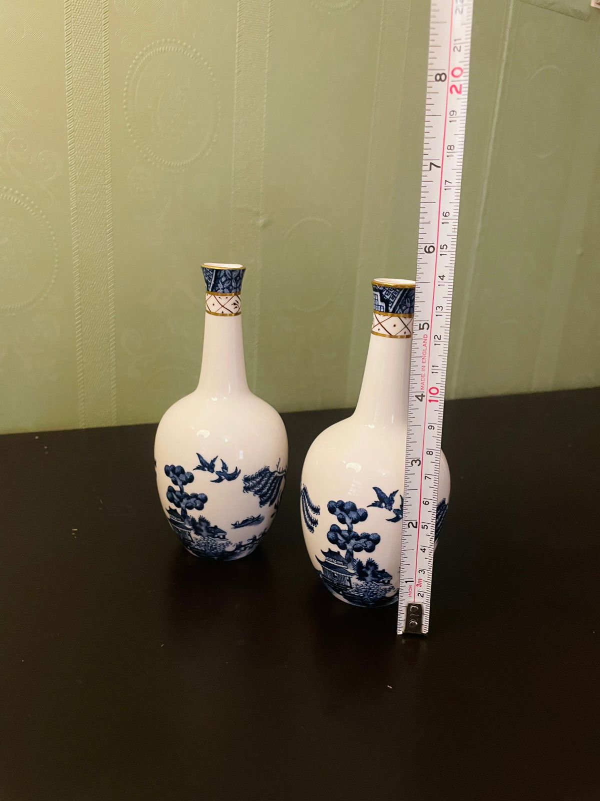 Royal Taiwan Blue Willow Bud Vases Pair 5.5 Inch