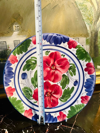 Vintage Hand-Painted Floral Porcelain Dinner Plate or Wall Decor Plate – 22 cm (England)