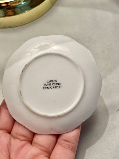 Giftees Bone China Gunton Hall Souvenir Dish