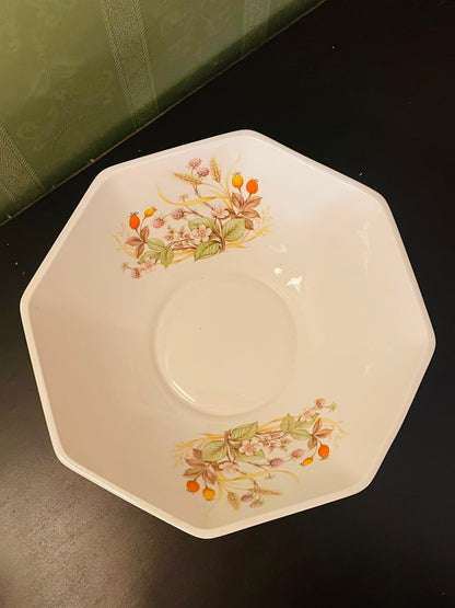 Royal Norfolk Floral Octagonal Serving Bowl 9 Inch England