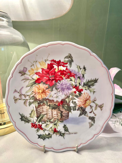 Royal Doulton Seasons Flowers Winter Bone China Plate 20cm