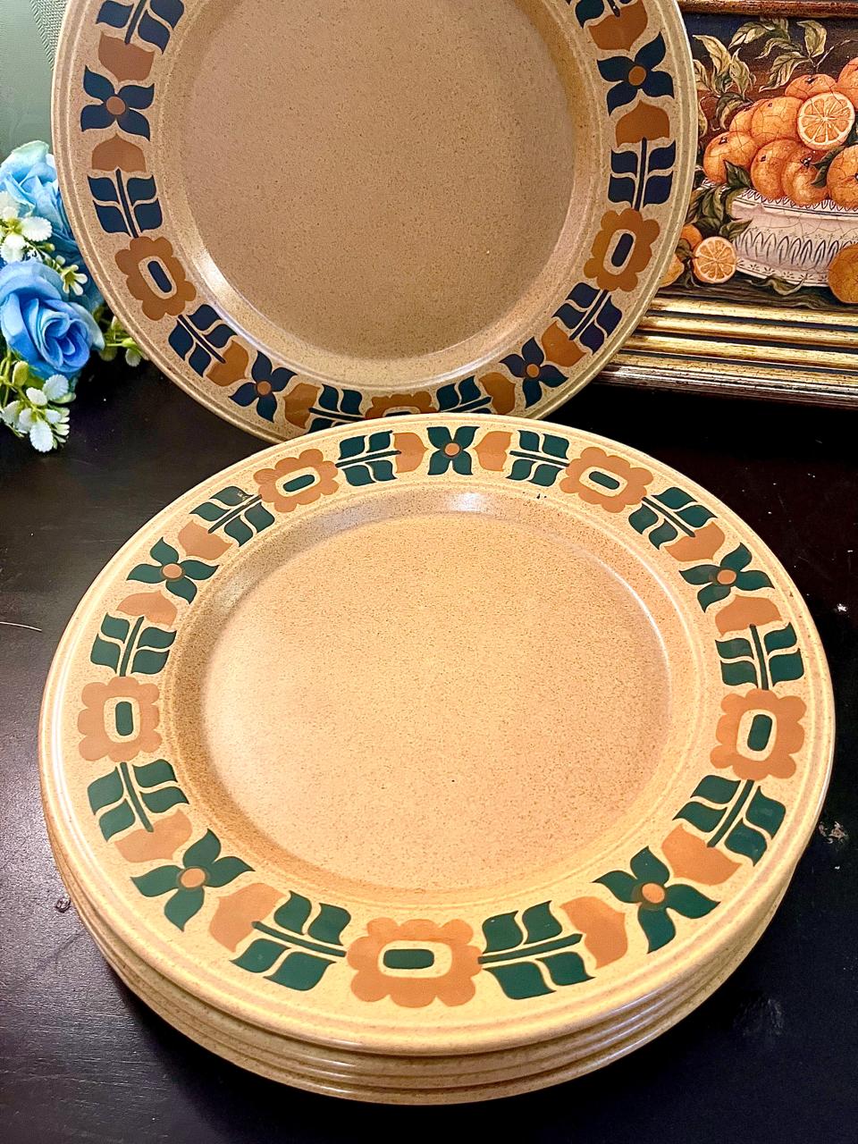 Set of 5 Brown Floral Dinner Plates – Retro Ceramic Tableware