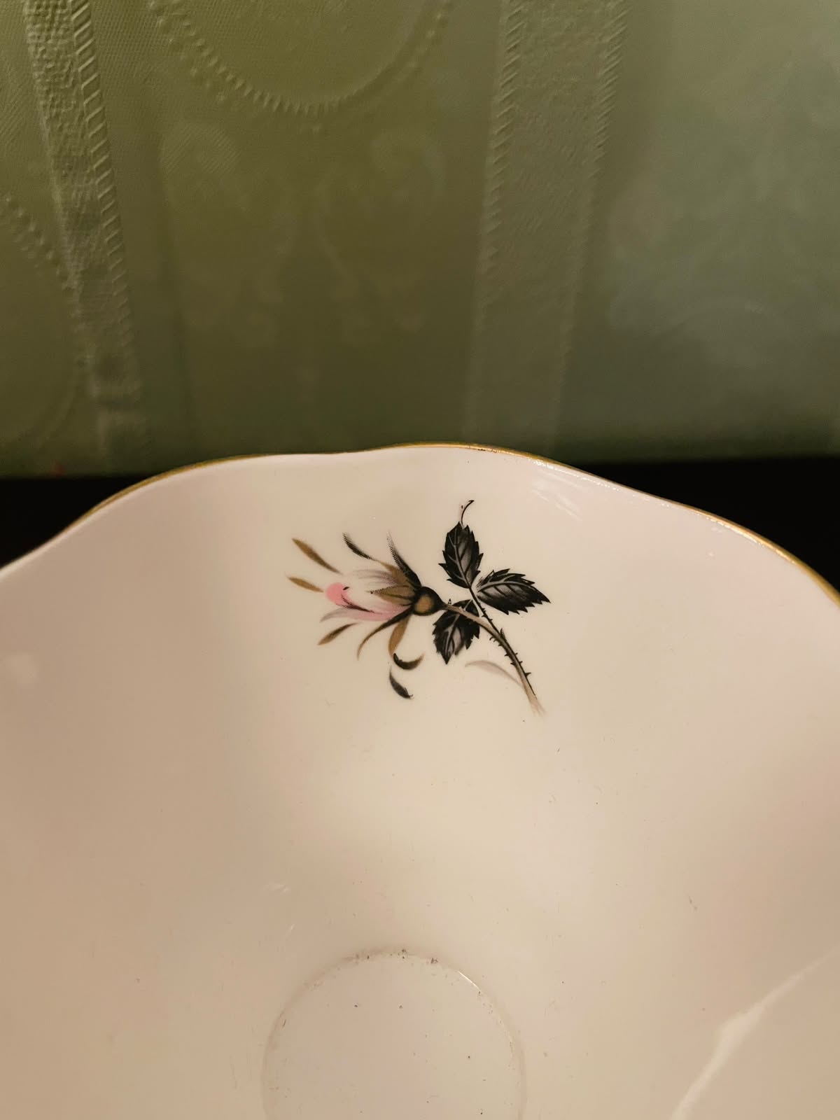 Royal Albert Queen’s Messenger Tea Cup & Saucer Set