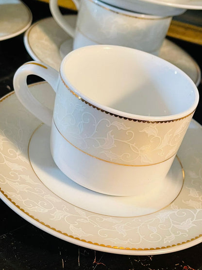 6 Persons Coffee Set, Fine Porcelain Coffee Set – 6 Cups, 6 Saucers, Coffee Pot, Sugar Pot & Creamer – World-Class Tableware