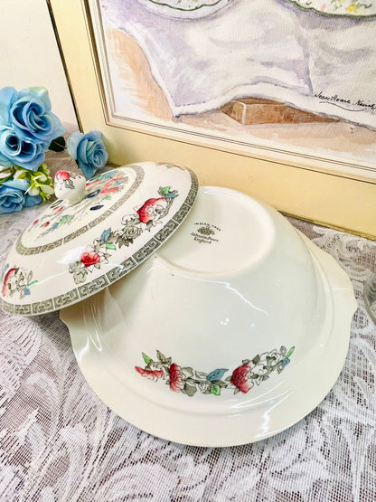 Vintage Floral Porcelain Tureen with Lid – English Style