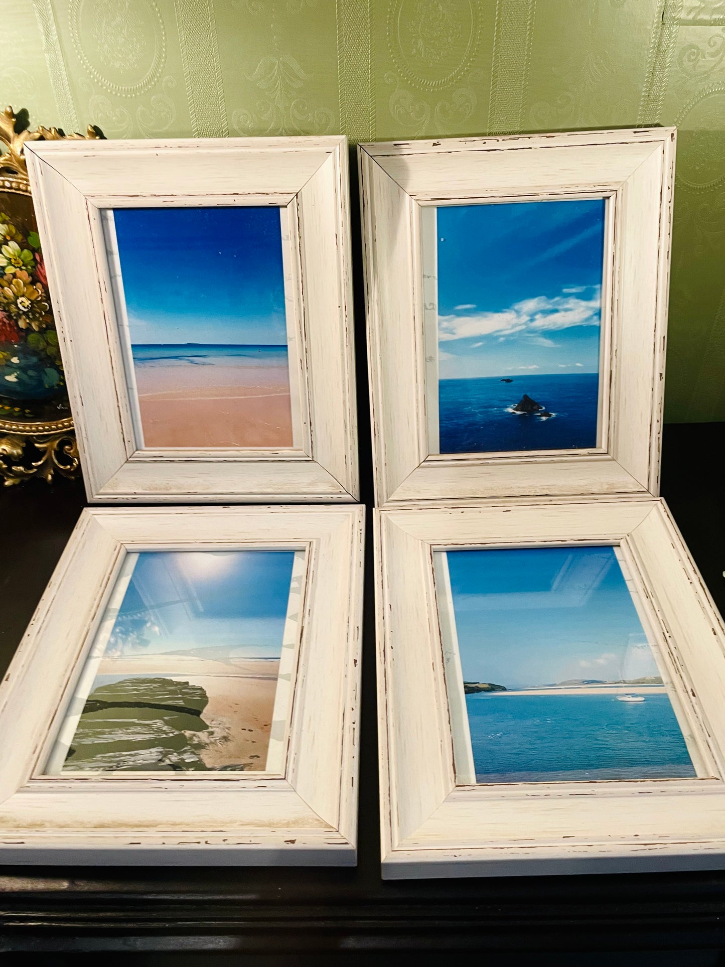 Set of 4 Distressed White Wooden Photo Frames | Rustic Gallery Display
