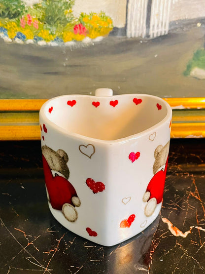 Heart-Shaped “Hugs” Bear Mug – Valentine Gift – Cute Ceramic Cup