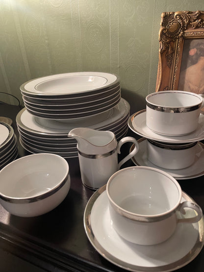 Marks & Spencer Home Platinum Dinnerware Set – 30 Pieces – White Fine China with Platinum Trim