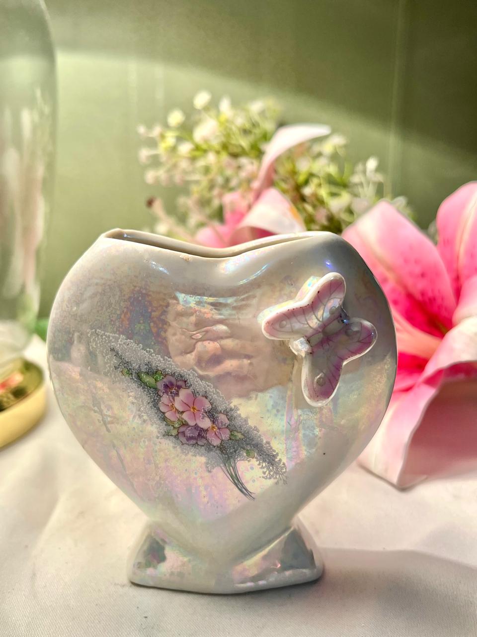 Vintage Iridescent Butterfly Vase – Pearl Lustre Floral Ceramic – Approx. 11cm