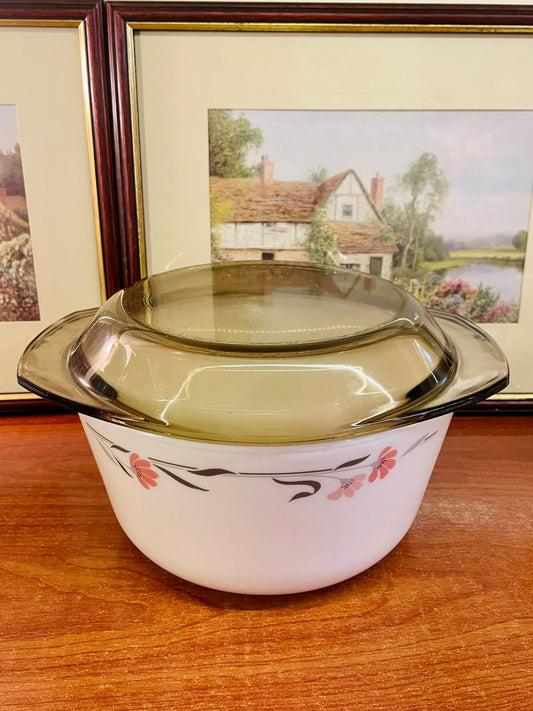 Pyrex Pink Floral Casserole Dish with Lid – Large 24cm – Oven Safe Cookware