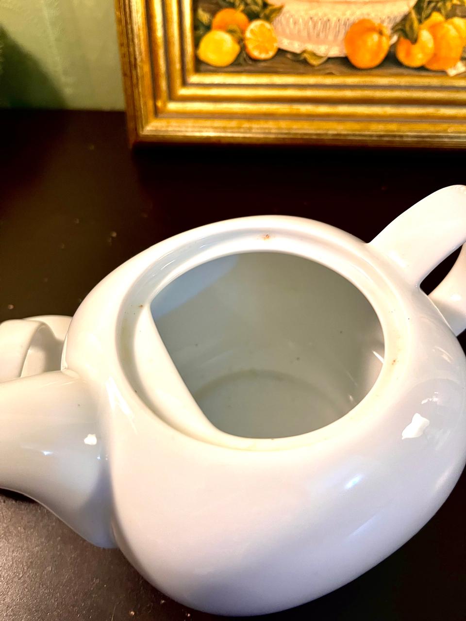 Vintage White Ceramic Teapot with Sculpted Handle – 5 Inch