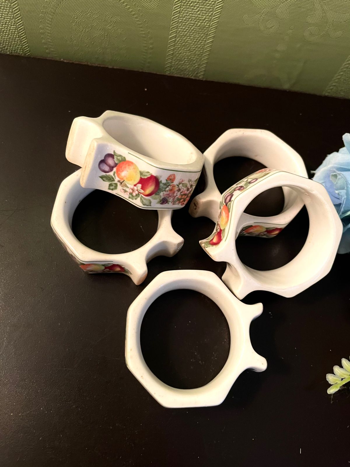 Johnson bros Vintage Ceramic Fruit Napkin Rings Set of 5