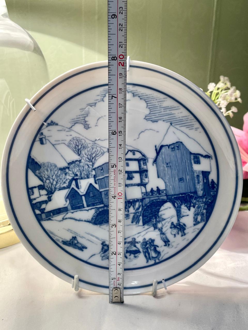 Hutschenreuther Germany Blue Winter Wall Plate 8 in