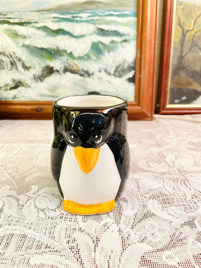 Penguin Shaped Ceramic Mug Black and White