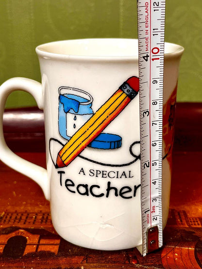 History & Heraldry “A Special Teacher” Bone China Mug – 4"
