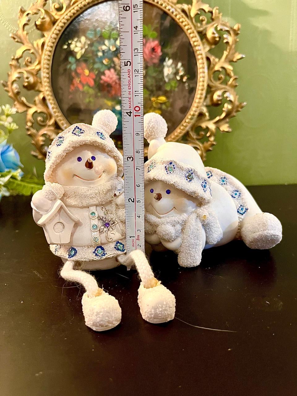Winter Snowman Decorative Figurine Pair
