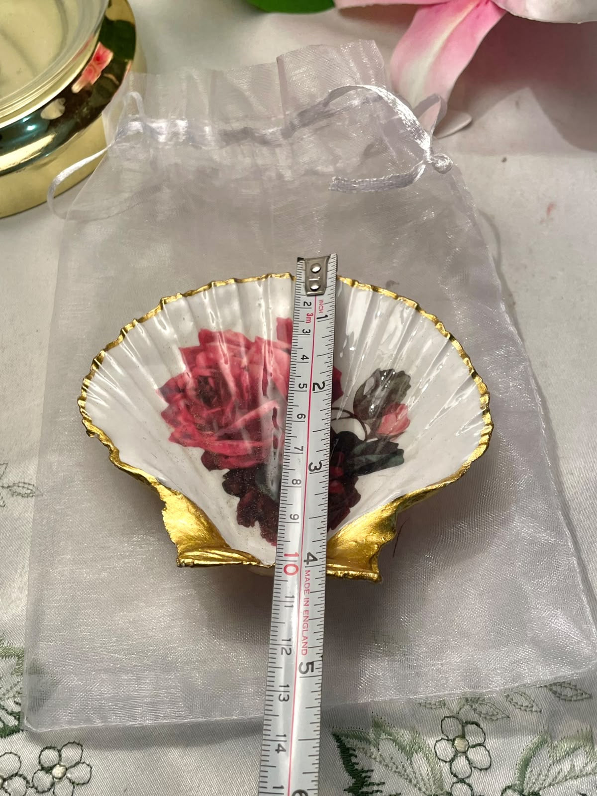 Vintage Rose Shell-Shaped Dish with Gold Trim Approx. 10 cm