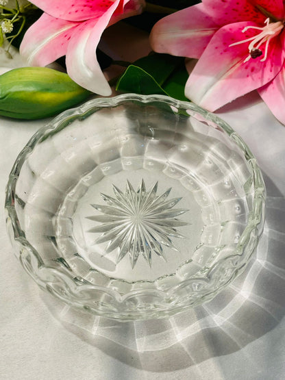 Vintage Clear Crystal Scalloped Starburst Serving Bowl, 17cm
