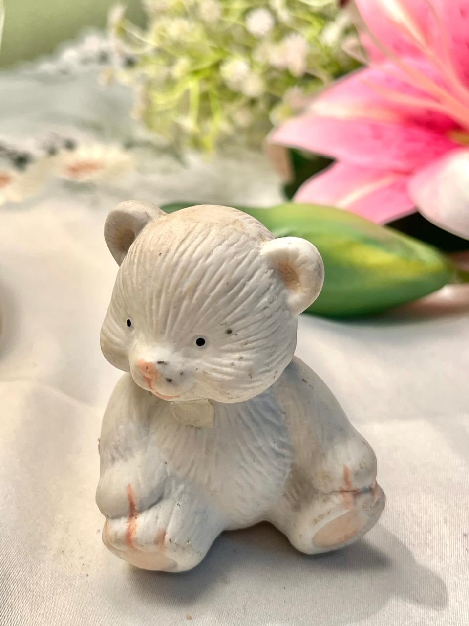 Vintage White Teddy Bear Figurine Seated 7 cm