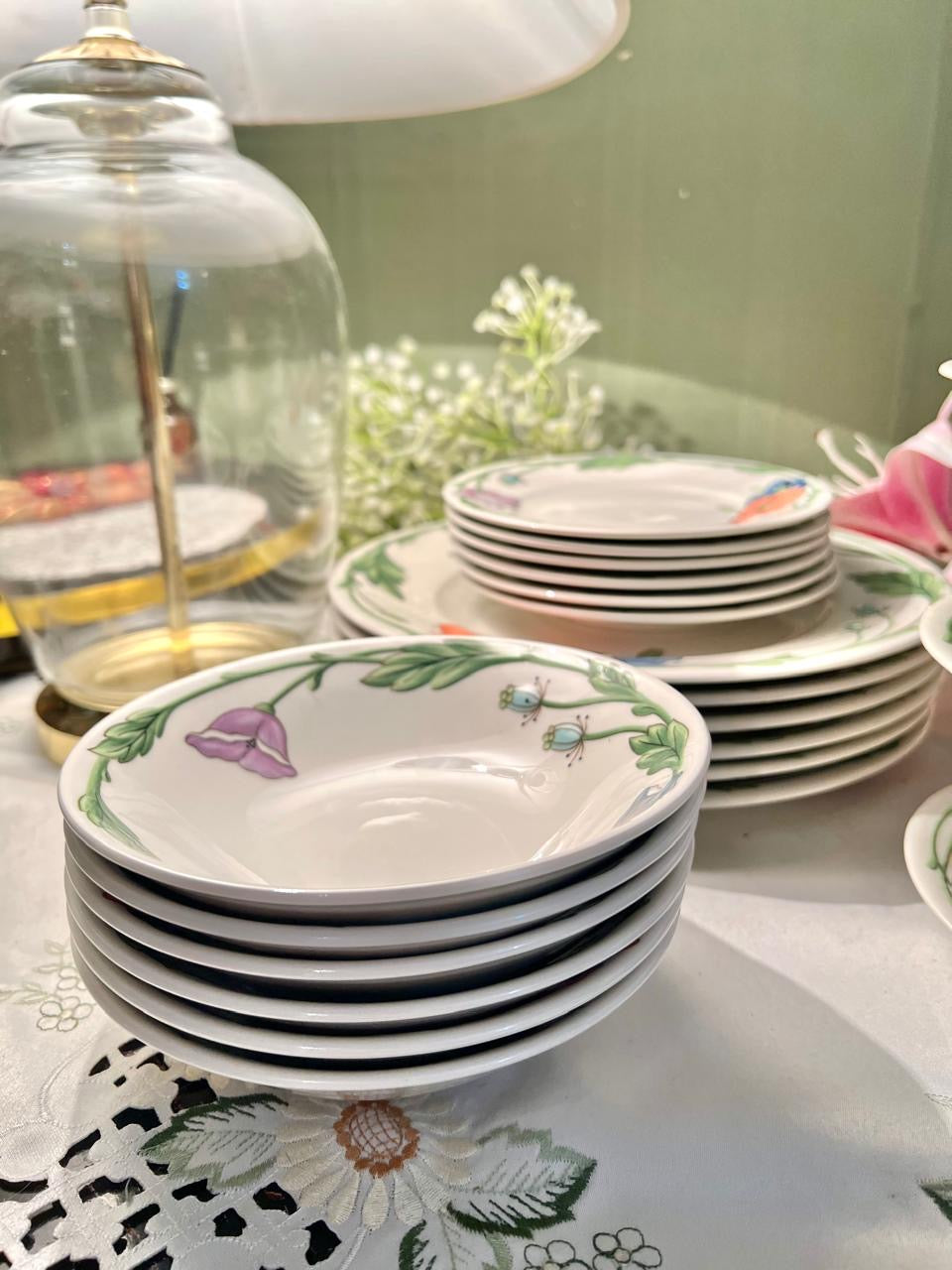 Villeroy & Boch Amapola Floral Dinner & Tea Set 30-Piece
