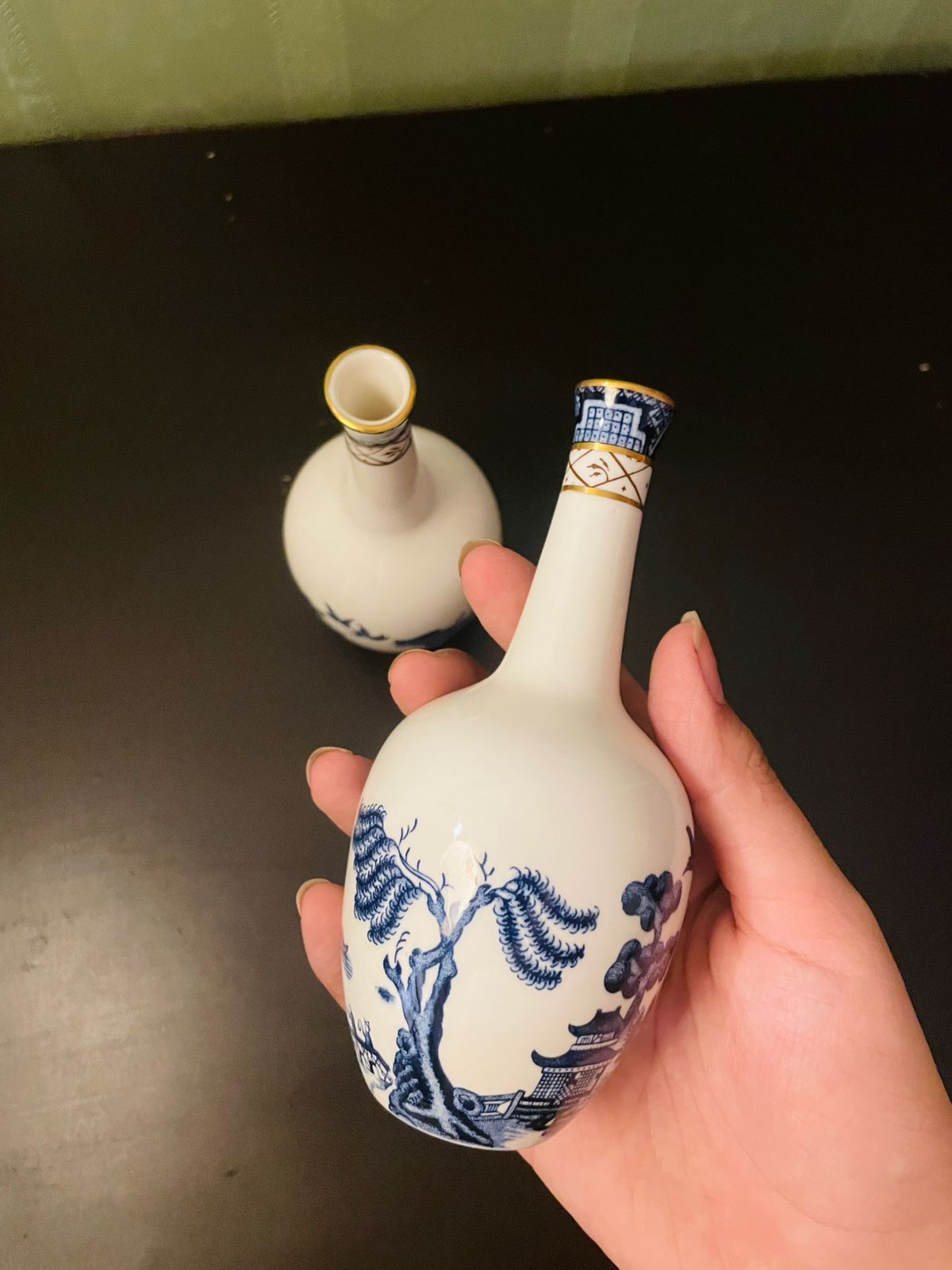 Royal Taiwan Blue Willow Bud Vases Pair 5.5 Inch
