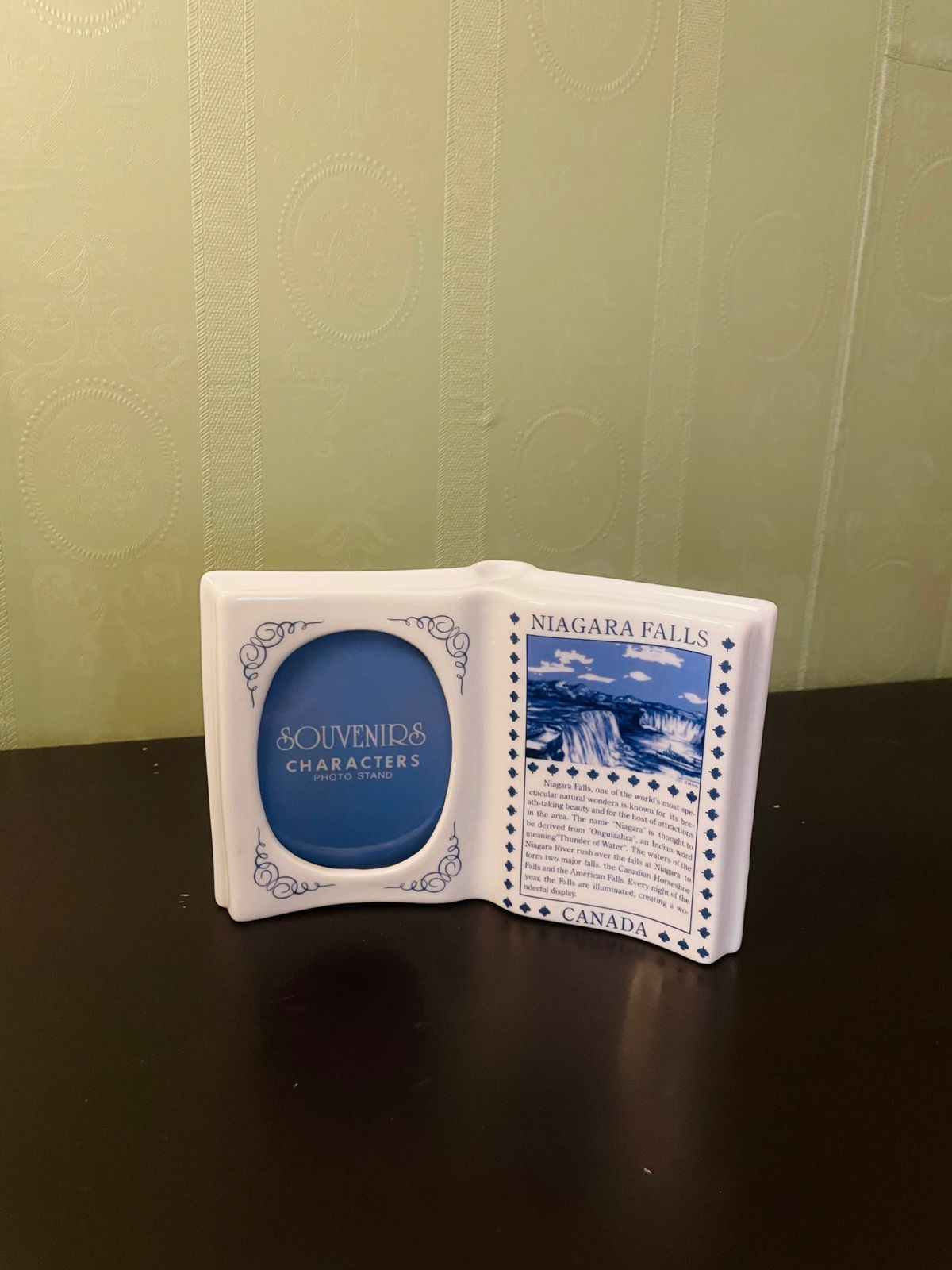 Niagara Falls Canada Ceramic Photo Frame Souvenir 4 Inch
