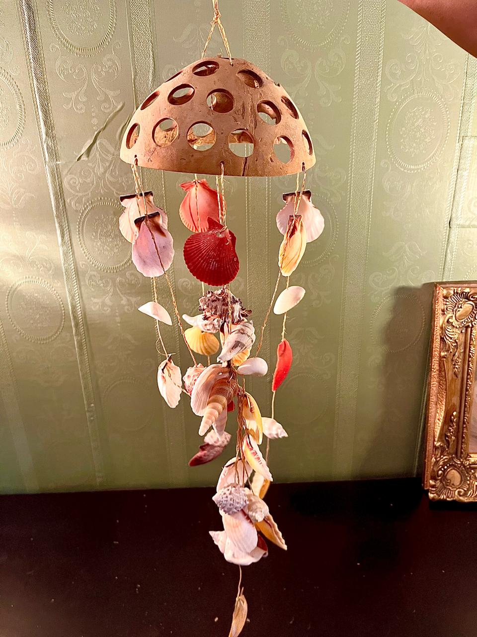 Natural Seashell Hanging Wind Chime – Coastal Beach Decor