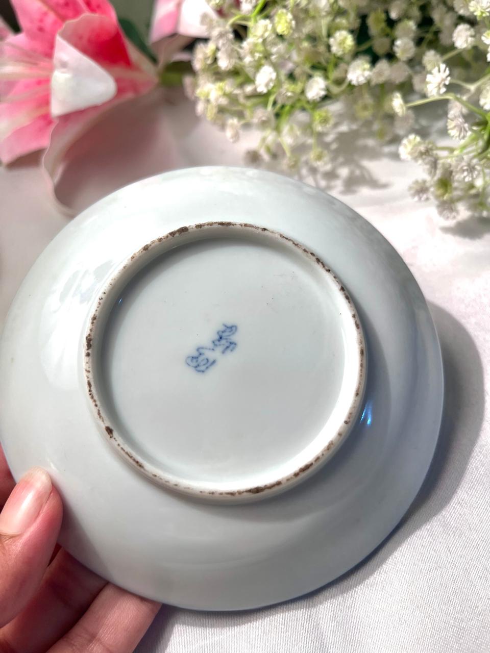 Blue & White Floral Porcelain Bowl with Scalloped Rim – 12 cm