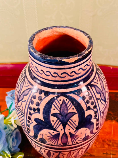 Blue Patterned Pottery Vase – 8 Inch