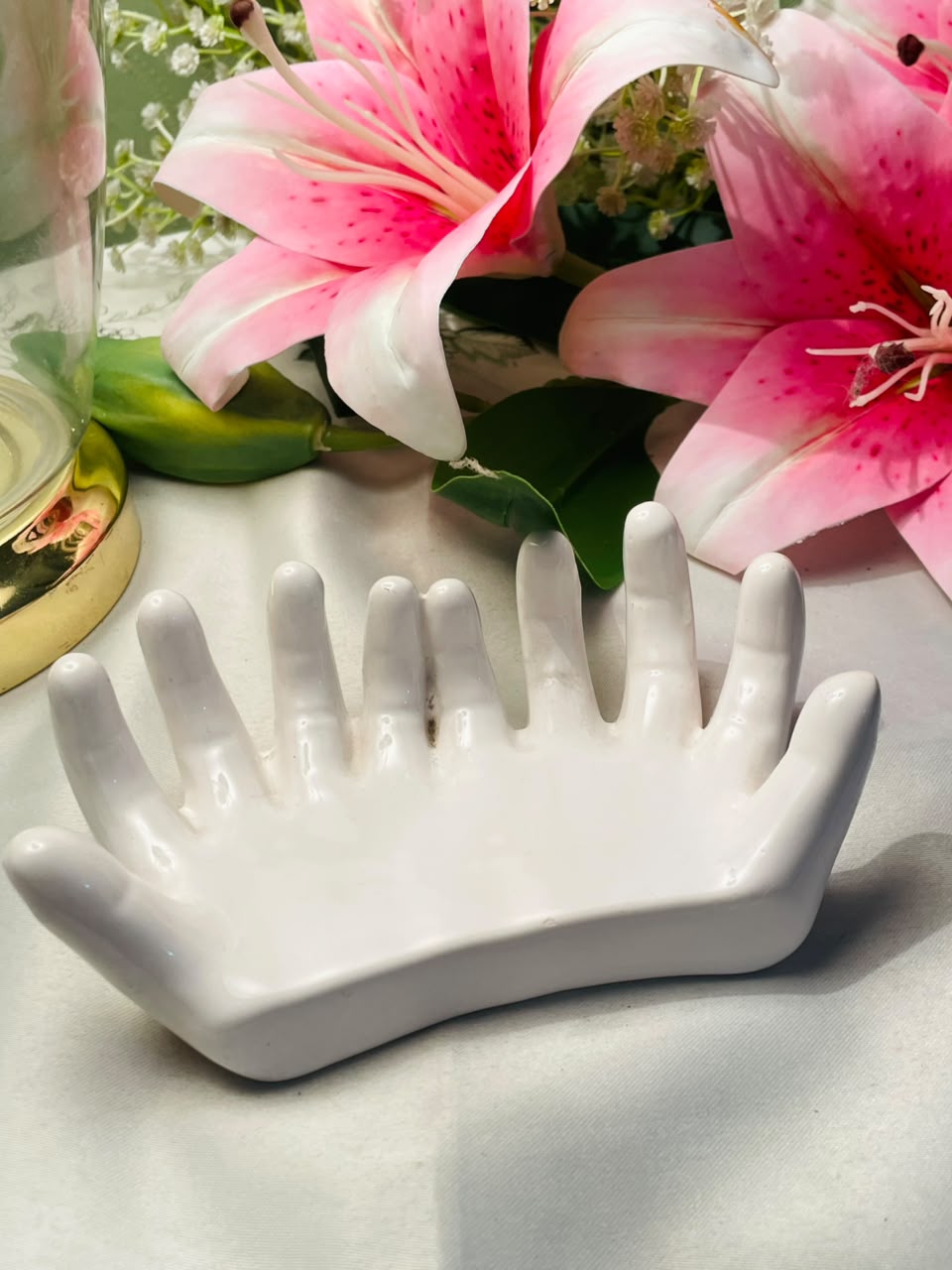 White Ceramic Hand-Shaped Jewellery Holder Approx. 14 cm