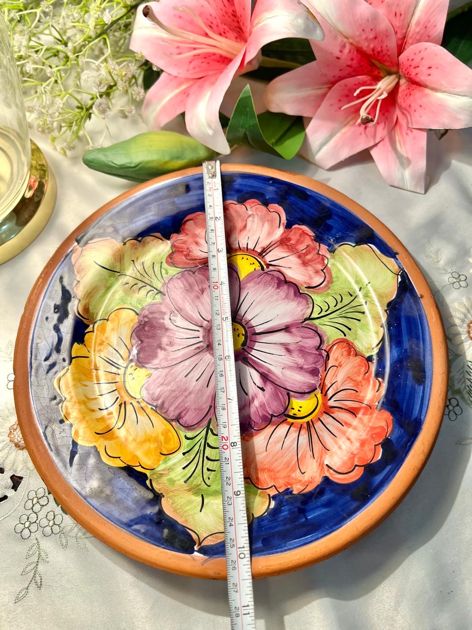 Hand Painted De Cordoba Ananag Floral Terracotta Wall Plate – 10 Inch