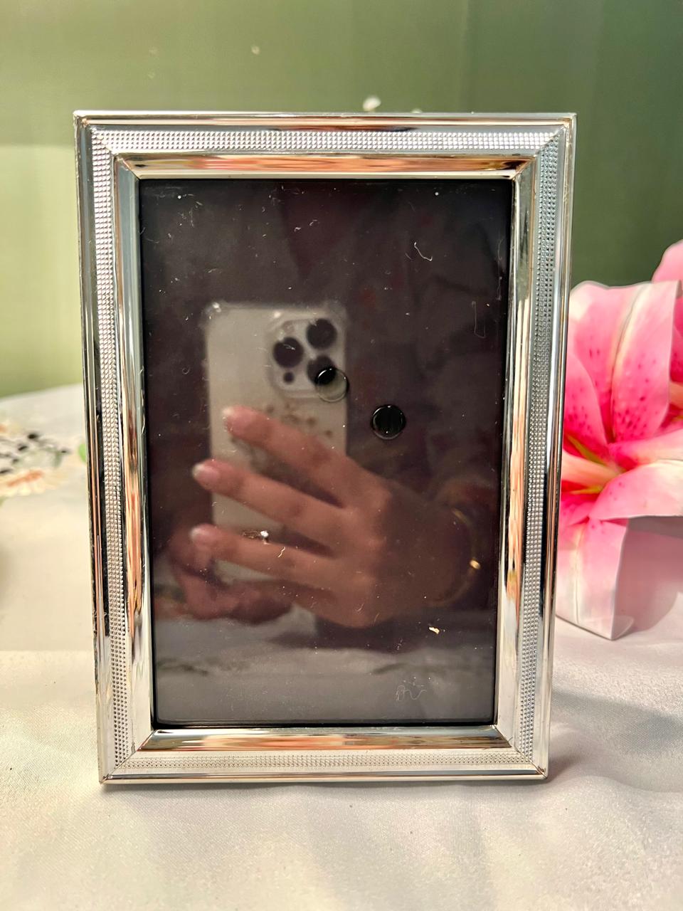 Silver-Tone Textured Photo Frame 6"