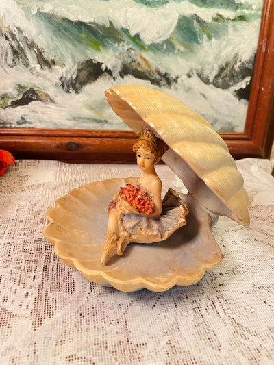 Vintage Shell Lady Figurine Decorative