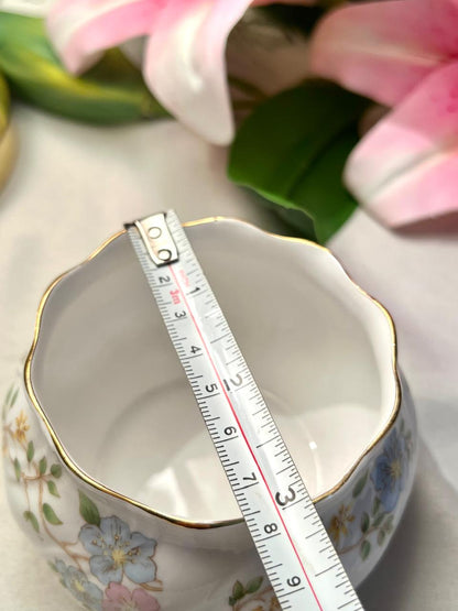 Vintage Queen’s Rosina Diana Fine Bone China Floral Sugar Bowl Approx. 8 cm