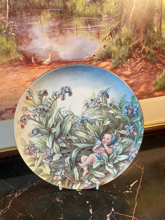 Vintage Baby Fairy Decorative Plate – Floral Garden Design